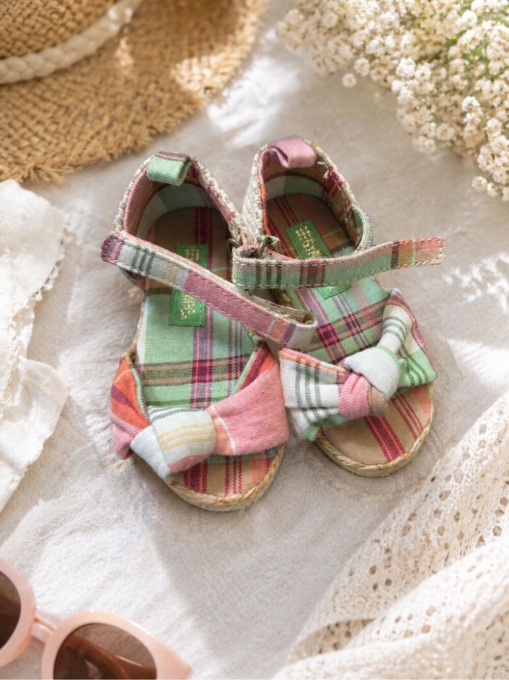 Gymboree Baby Girl Plaid Bow Sandals Size 2 Pink Green Open Toe Strap Shoes